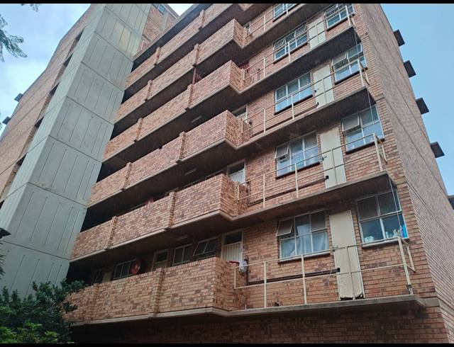 0.5 BEDROOM FLAT FOR SALE IN ARCADIA